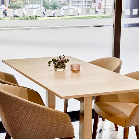 Nh Ciutat De Reus Hotel Екстериор снимка